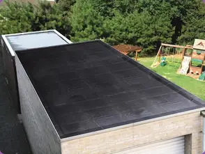 Application d'étanchéité EPDM sur toiture plate